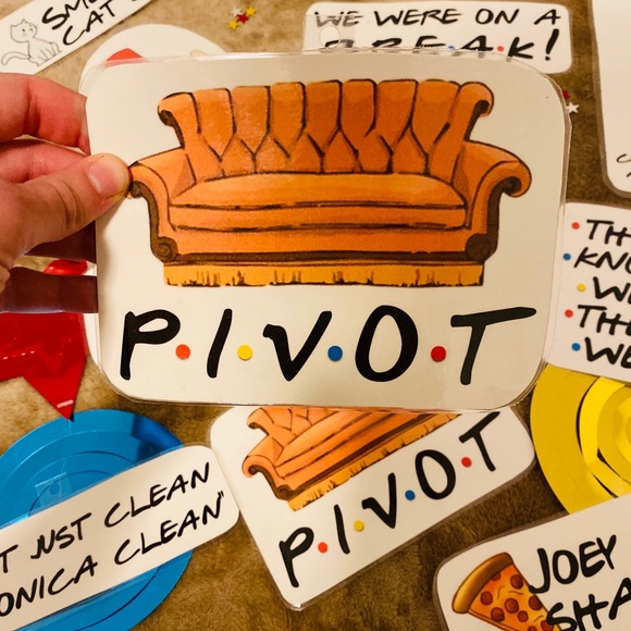 F•R•I•E•N•D•S themed party decorations 🎈 FRIENDS - Picture 2 of 4